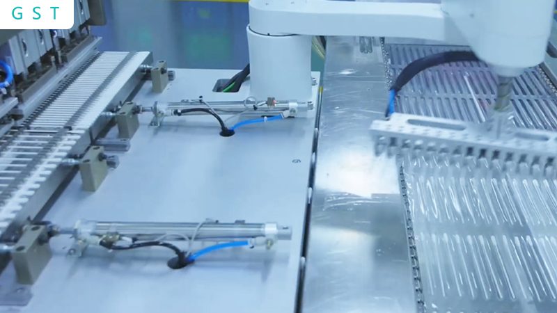 数控机床上下料机器人：精度参数揭秘与选型要点
